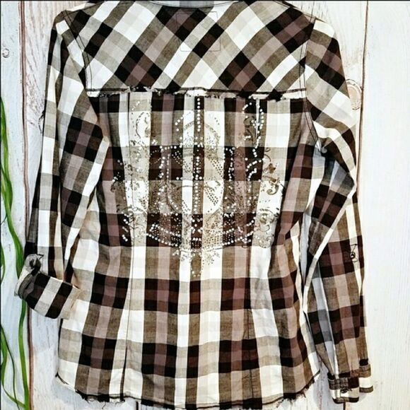 Maurices Plaid Embellished Button Down Shirt Medium - Picture 2 of 8